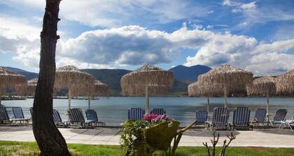 TROKADERO BOUTIQUE HOTEL