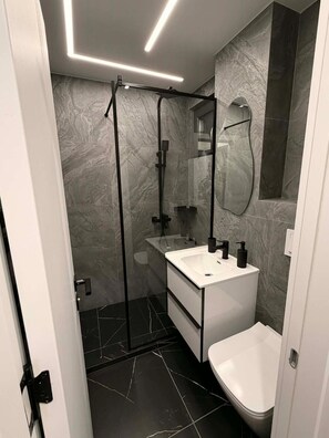 Luokittelematon kuva, 5 kautta 9, painike