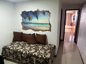 1 bedroom, iron/ironing board, Internet, bed sheets - Facing the sea at Praia da Costa (Vila Velha)