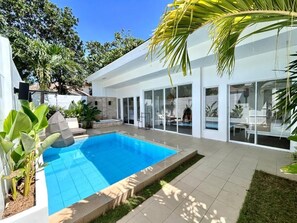 Villa, 2 Yatak Odası, Havuz Manzaralı | Havuz