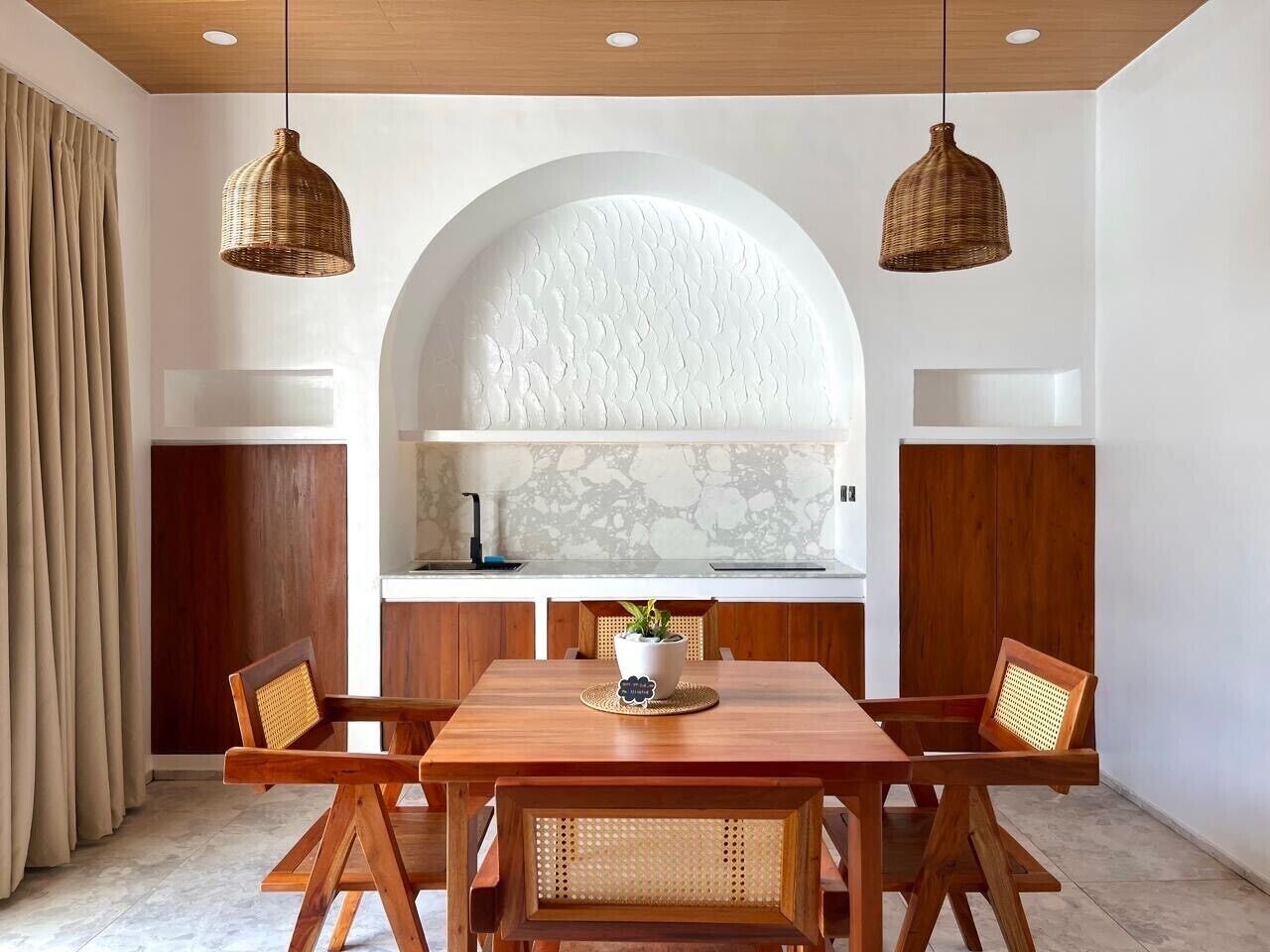 Superior Villa | Private kitchen | Fridge, stovetop, cookware/dishes/utensils