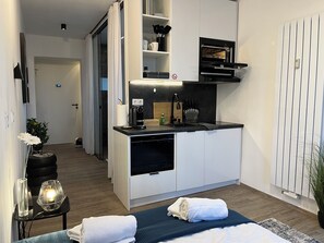 1 bedroom, WiFi, bed sheets - Apartment in Passau | 23 m² | WLAN | parking space | balcony | BEYOND STAYING (Passau)