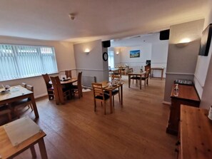 صورة غير مصنفة، 2 من 31، زرّ