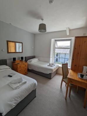 صورة غير مصنفة، 4 من 31، زرّ