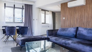 Apartment, Garden View | Living area