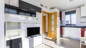 Fridge, microwave, coffee/tea maker, electric kettle
