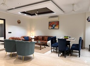 Apartment, Balcony, Garden View | Interior - Fortune Home Service Apartment 3BHK J-130 (New Delhi)