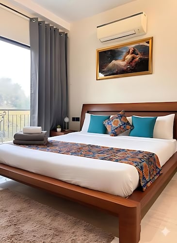 Fortune Home Service Apartment 3BHK J-130