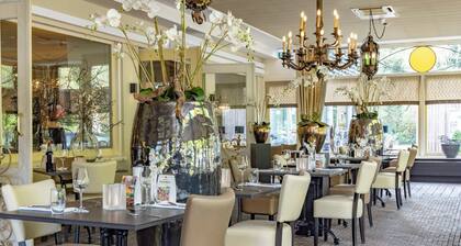 Free Parking and E-Bike Rentals for a Perfect Stay Near Het Loo Palace