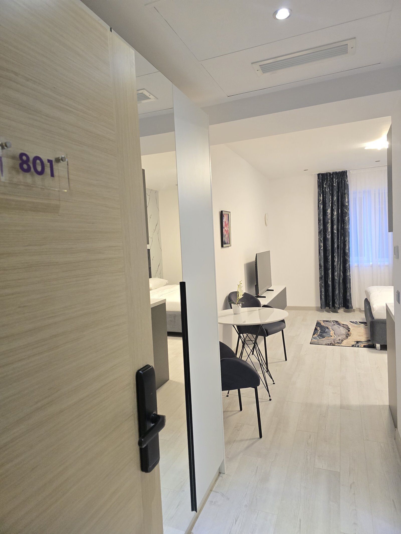 คอมฟอร์ทสตูดิโอ