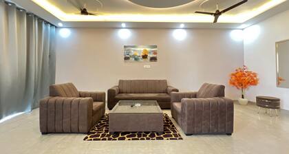 Book N Go HomeStay - Greater Noida