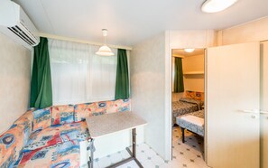 Mobile Home | Living room - High-quality Mobile Home on Lake Garda (Toscolano Maderno)