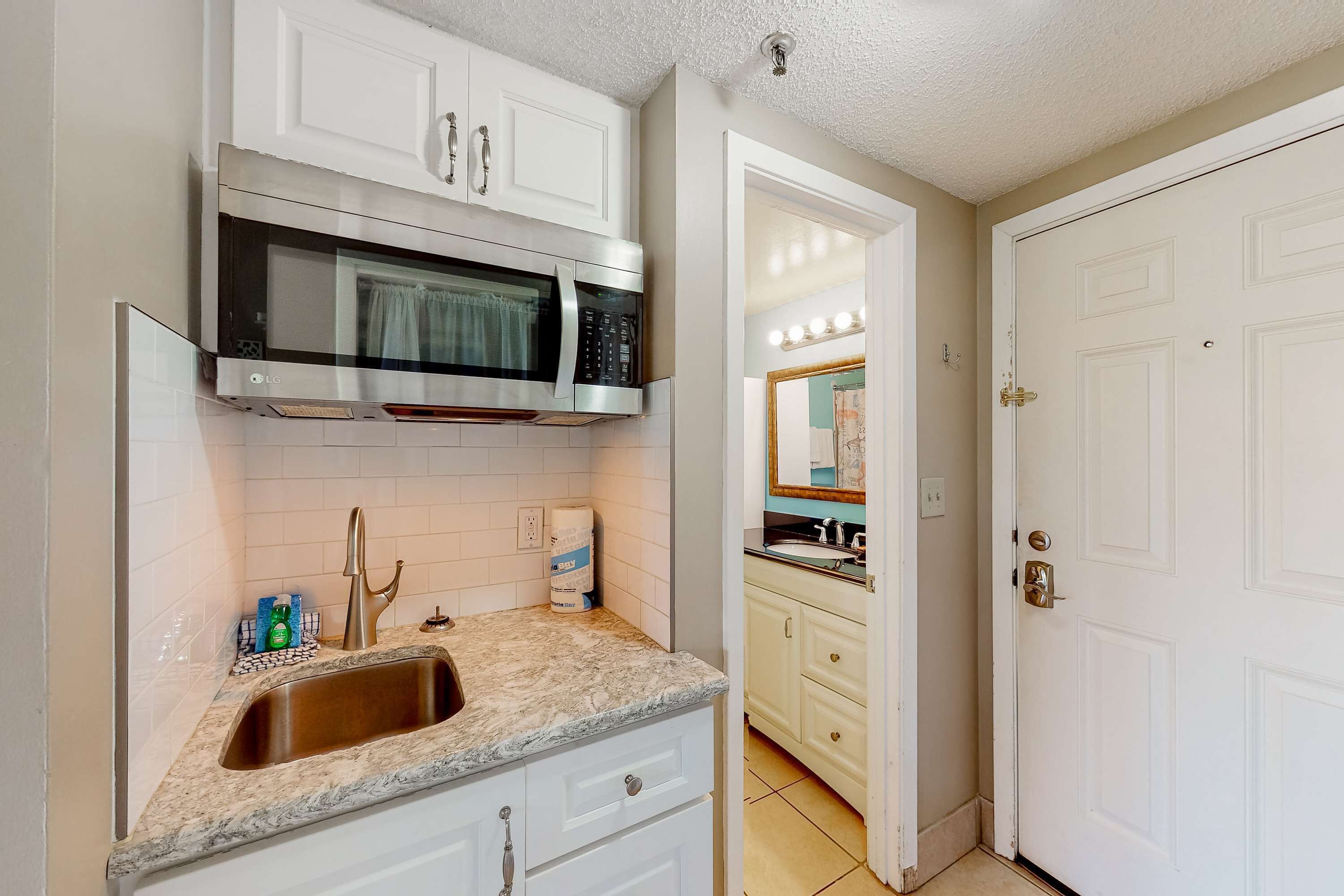 Fridge, microwave, coffee/tea maker