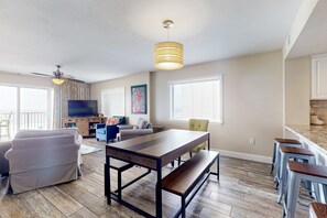 TV, DVD player, offices - Gulf Dunes 317 - Relaxing oceanfront escape with fitness center, shared pool & views (Fort Walton Beach)