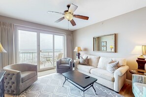 TV, offices - Gulf-front condo with washer/dryer, pools, hot tub, gym, & easy beach access (Fort Walton Beach)
