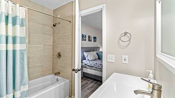 Shower, towels