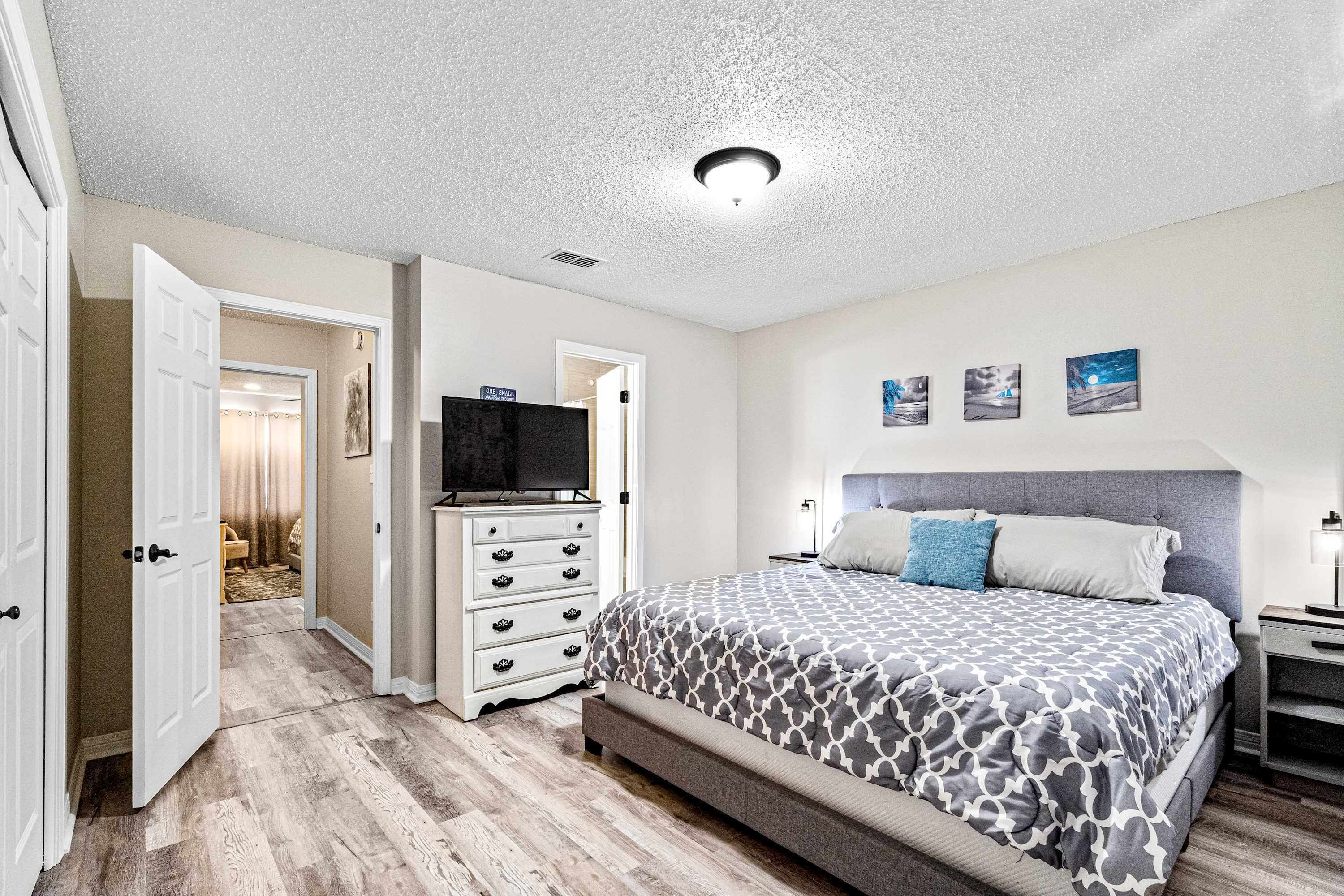 2 chambres, fer et planche à repasser, Wi-Fi, draps fournis