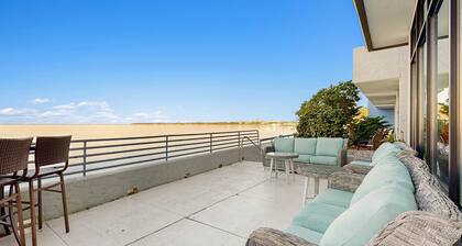 Bayside Studio with nearby outlet shopping, Golf course and Community pool