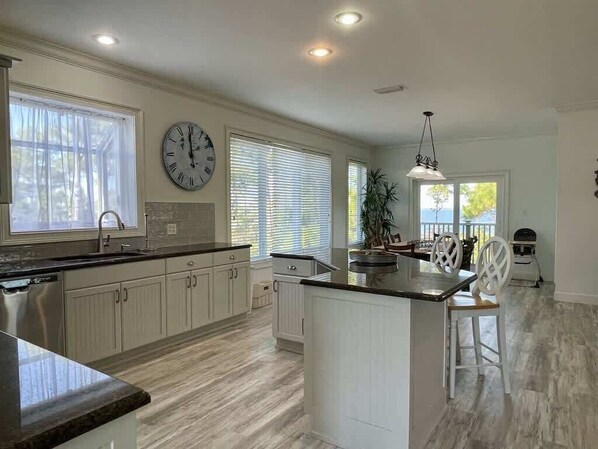 Fridge, microwave, oven, stovetop - Discount Summer, Bay-view, dog-friendly, outdoor pool, elevator, decks, dock access & W/D (St. George Island)