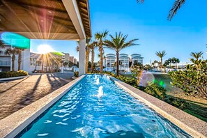 Pool - Blu 301 - Third-floor, Gulf-view condo with pool and hot tub access, central AC, & W&D (Fort Walton Beach)