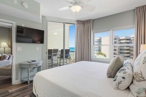 3 bedrooms, iron/ironing board, WiFi, bed sheets - Fourth Floor Oceanfront Condo with Shared Pool, High-Speed WiFi, & Central AC (Fort Walton Beach)