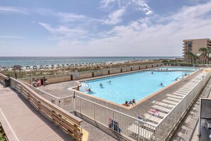Pool - Beach Chic Condo On Okaloosa Island Gulfside Pool & Exercise Room (Fort Walton Beach)