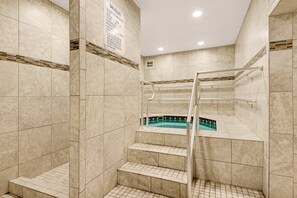 Pool - El Matador 546 - Beachfront condo with two pools, sauna, & tennis court access - scenic balcony (Fort Walton Beach)