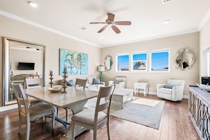 Dining - Gulfside condo with wifi, private balcony, central ac, W&D, pool, and hot tub (Miramar Beach)