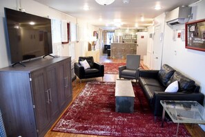 Imagen sin descripción, 4 de 17, botón