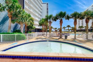 Pool - Charming retreat steps from the Gulf w/on-site hot tub, pool, gym, A/C (Miramar Beach)