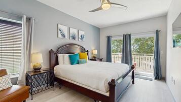 3 bedrooms, desk, iron/ironing board, WiFi