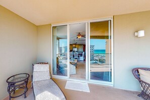 Terrace/patio - floor condo with hot tub, outdoor pool, gym, partial ocean views, balcony (Fort Walton Beach)