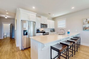 Fridge, microwave, oven, stovetop - Pristine, professionally furnished beach house with two balconies - near beach (Cape San Blas)