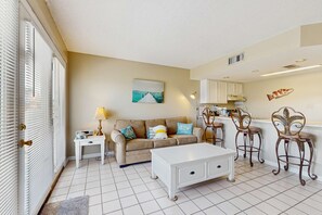 Interior - Classic, ground-floor getaway with a shared pool, free WiFi, & central AC (Miramar Beach)