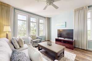 TV, DVD player, offices - Golf-course & water-view condo with central AC, shared pool,hot tub (Miramar Beach)