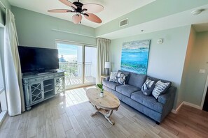 TV - Ocean-view condo with wraparound balcony, W/D, pool, & hot tub (Miramar Beach)