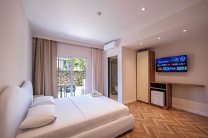Classic Double Room | Free WiFi - Almar Boutique Hotel (Sarandë)