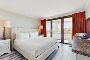 2 bedrooms, iron/ironing board, WiFi, bed sheets - Gorgeous beachview condo with shared pool & beach access (Miramar Beach)