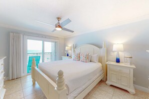3 bedrooms, WiFi, bed sheets - Fourth-floor Gulf-front condo with pool, gym, & amazing views (Fort Walton Beach)