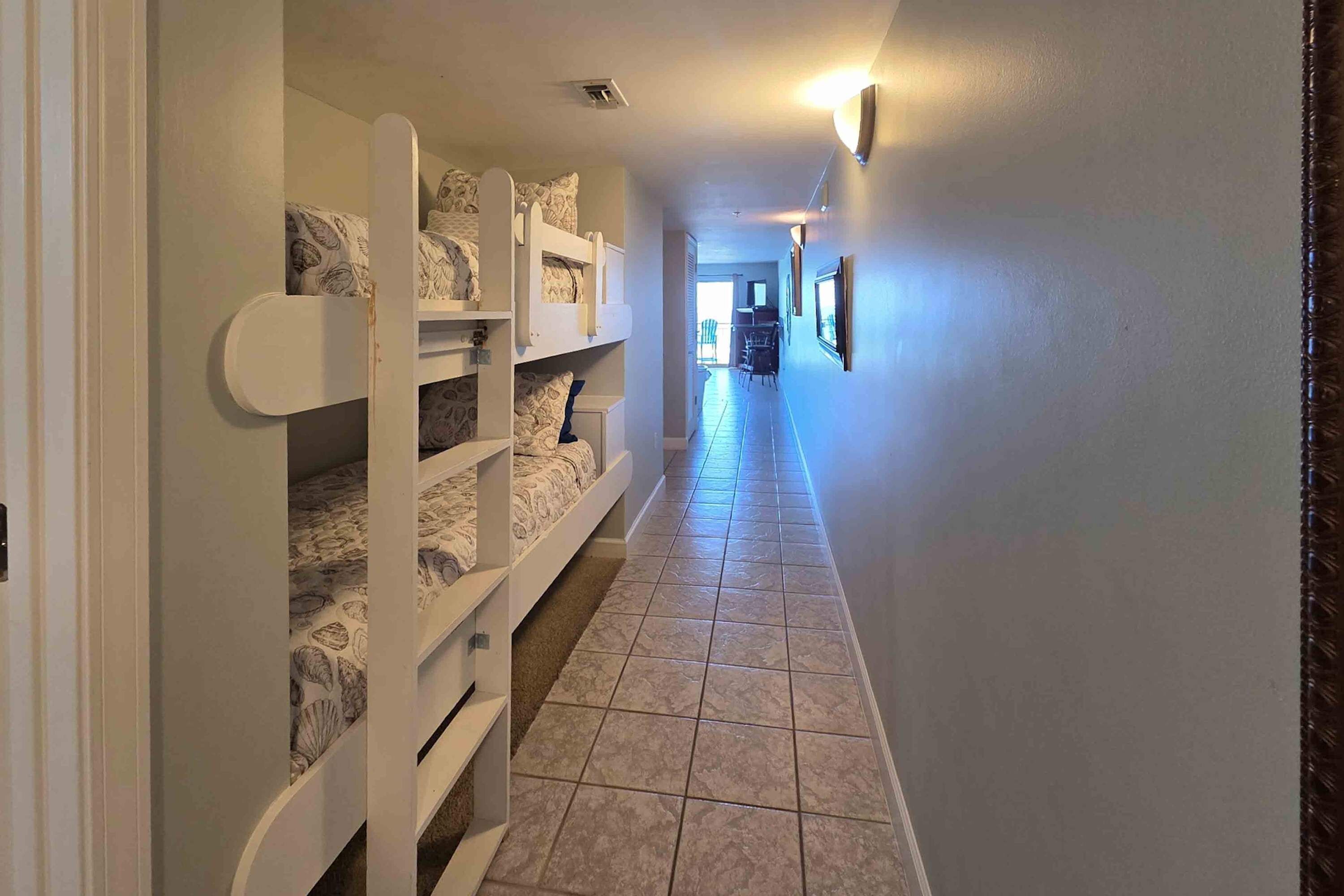 1 bedroom, iron/ironing board, travel cot, WiFi