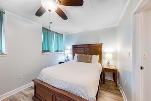 2 chambres, fer et planche à repasser, Wi-Fi, literie fournie
