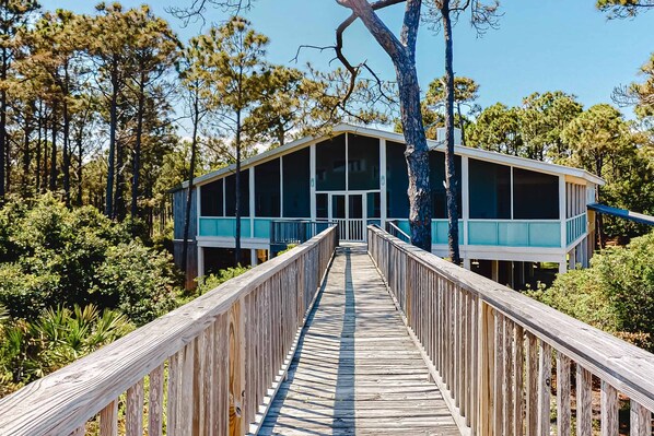 Property grounds - Dog-friendly home near the beach with beach gear, gas grill & washer/dryer (St. George Island)