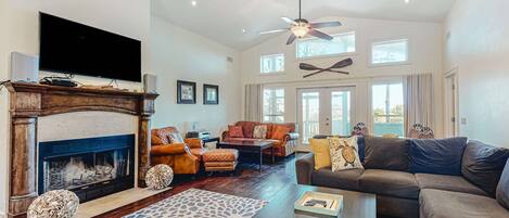 TV, fireplace, DVD player, offices