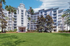 Exterior - Lovely condo with pool hot tub, nearby golf, & fitness area (Miramar Beach)