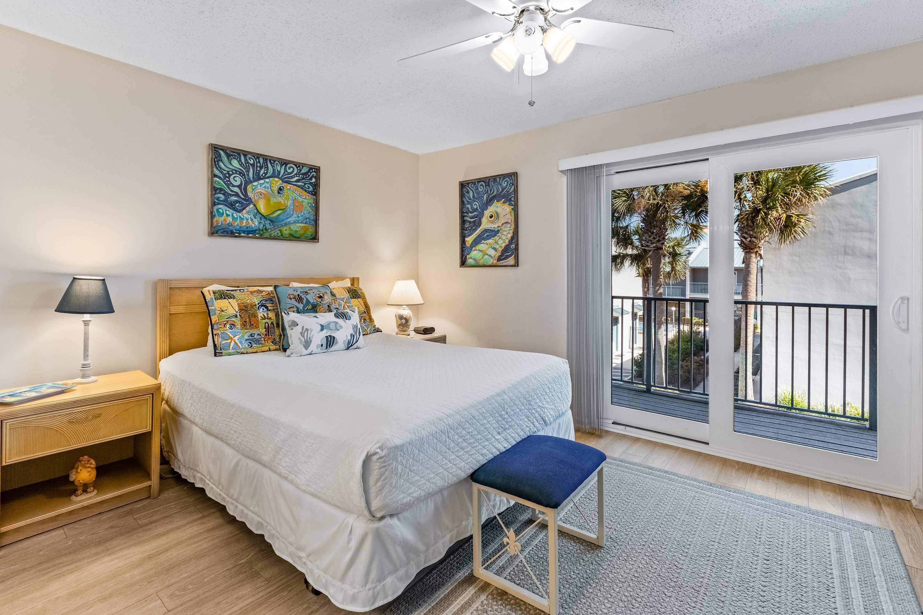 2 bedrooms, desk, iron/ironing board, internet