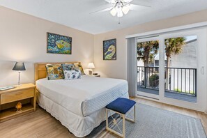 2 Schlafzimmer, Schreibtisch, Bügeleisen/Bügelbrett, Internetzugang