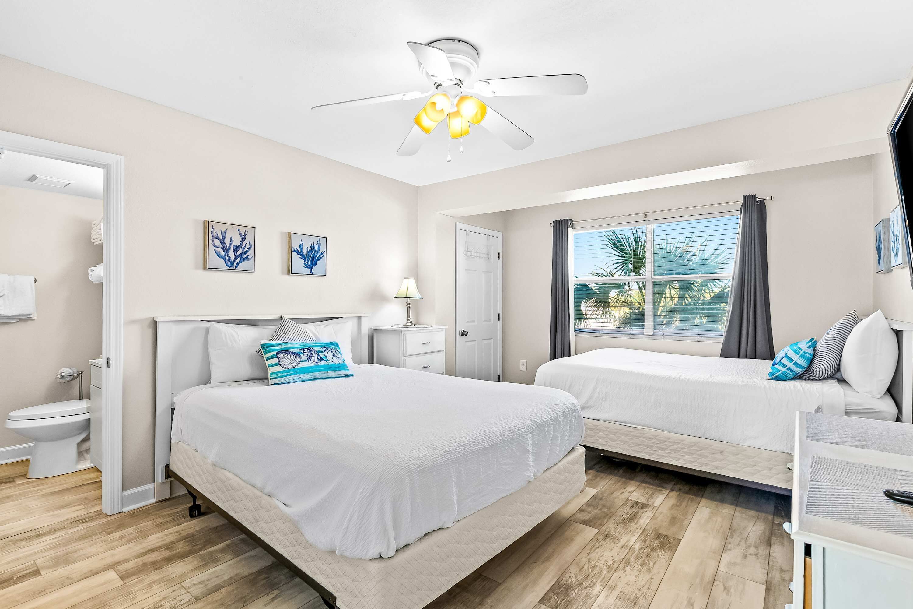 1 chambre, fer et planche à repasser, Wi-Fi, draps fournis