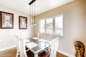 Dining - Dog-friendly beach home with expansive deck, amazing views, & outdoor shower (Pensacola Beach)