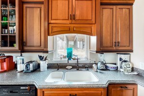 Fridge, microwave, oven, stovetop - Dog-friendly beach home with expansive deck, amazing views, & outdoor shower (Pensacola Beach)