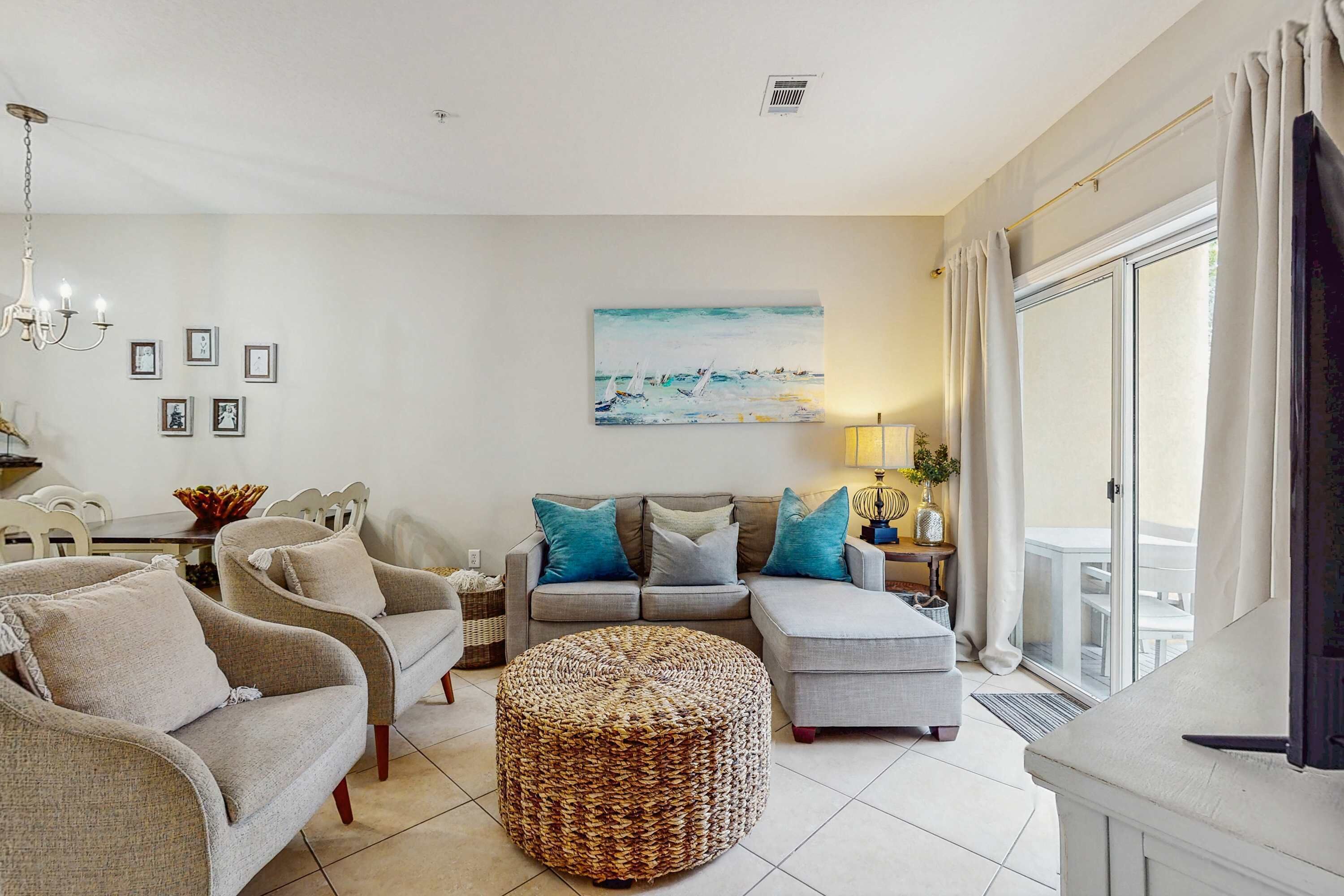 Televisión y oficina 